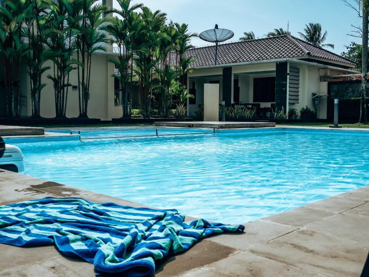 Sunrise Resort Batukaras Luaran gambar