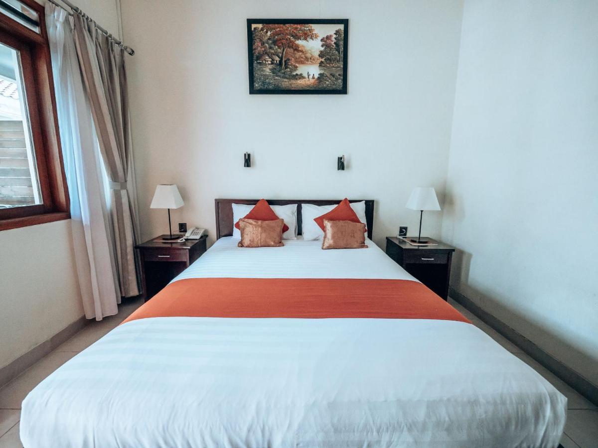 Sunrise Resort Batukaras Luaran gambar