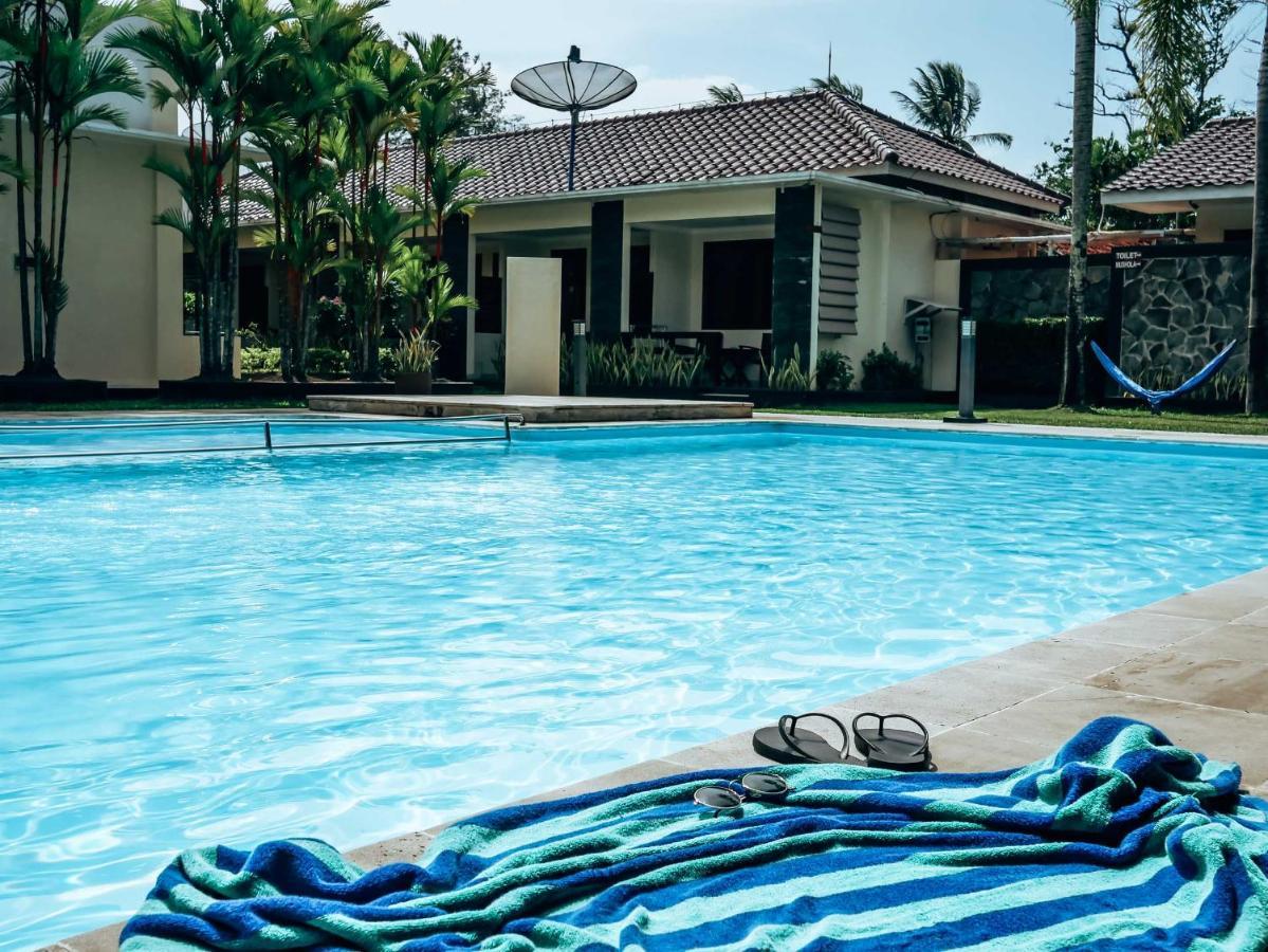 Sunrise Resort Batukaras Luaran gambar